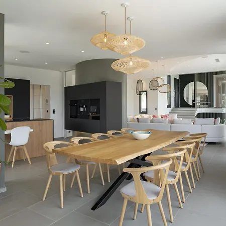 Bella Vista - New Luxury Villa *