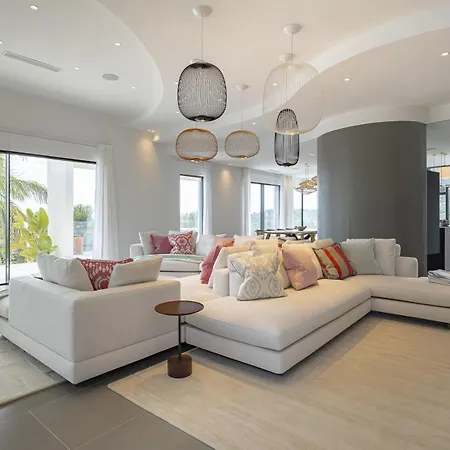 Bella Vista - New Luxury Villa